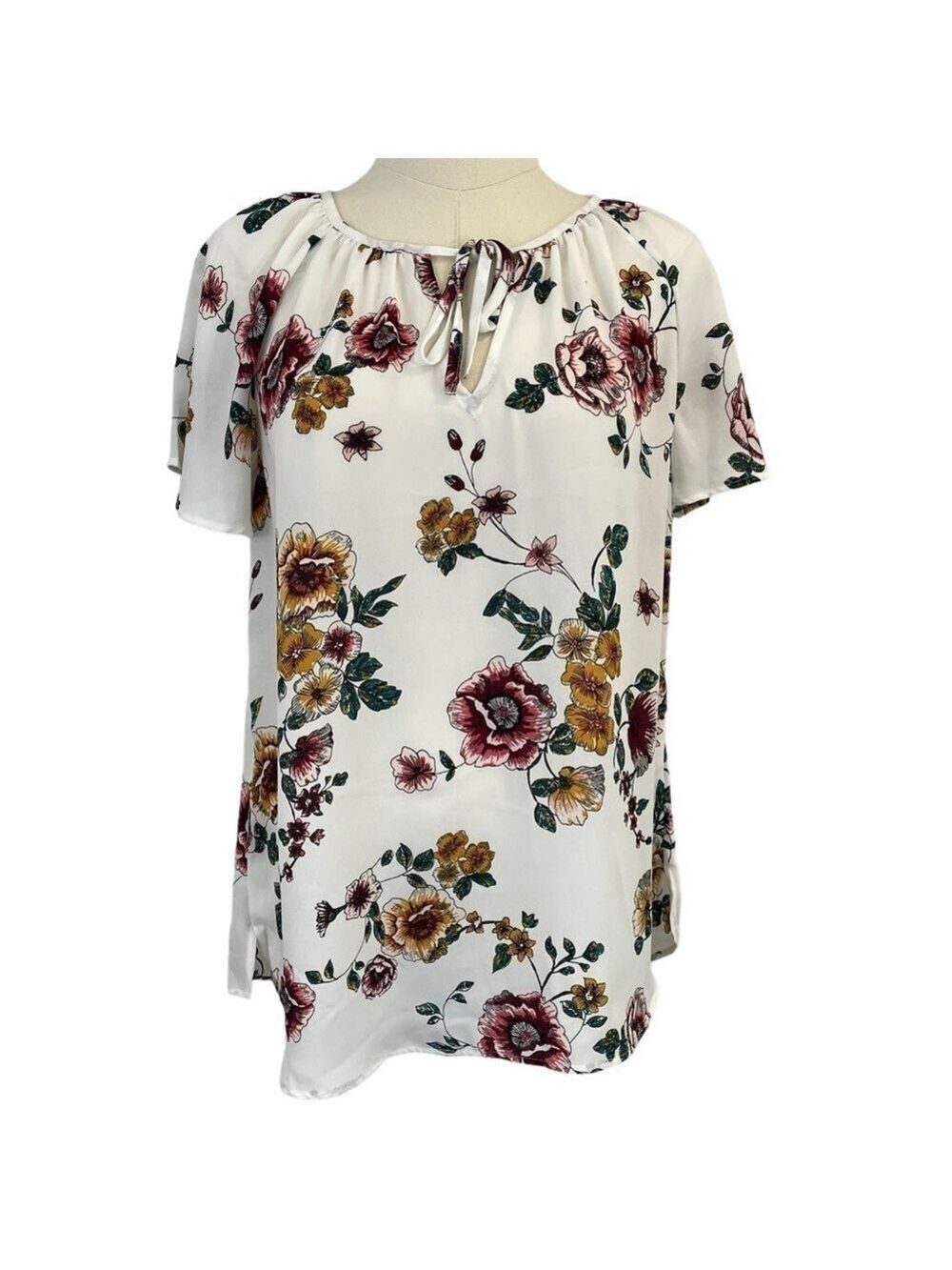 Maurices Short Sleeve Floral Blouse Womens S White Multicolour Lightweight Shirt